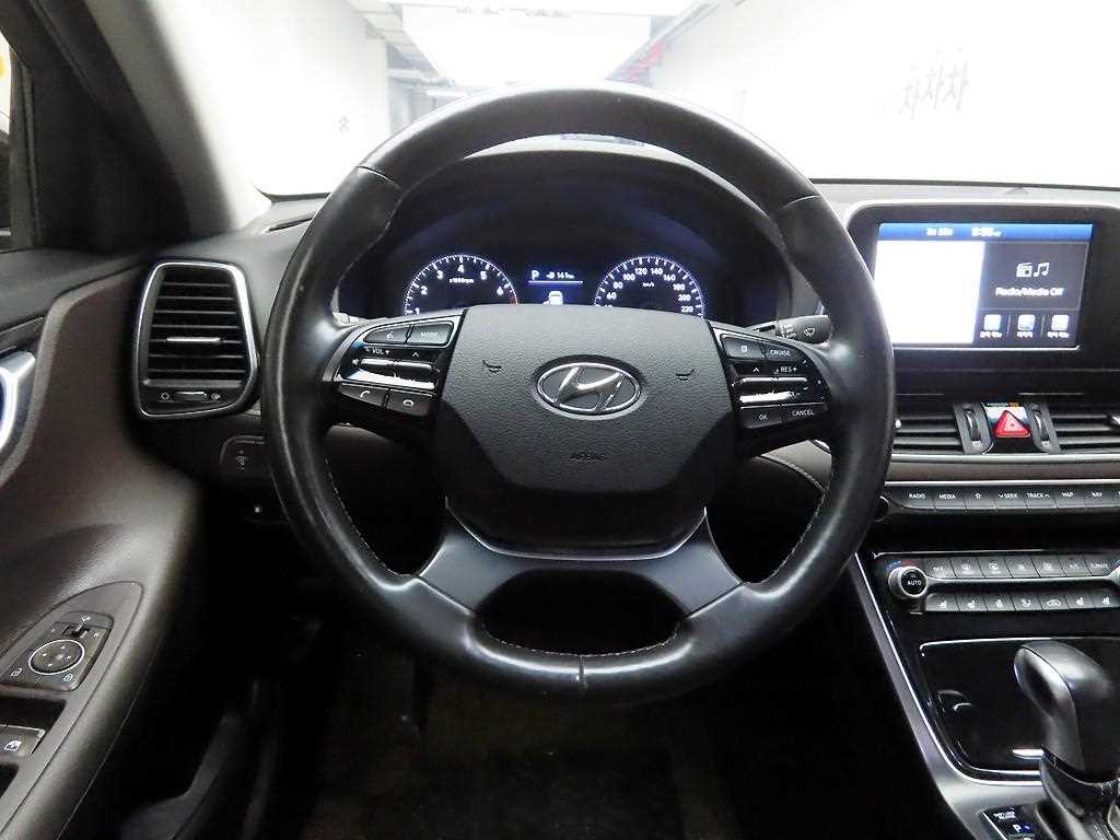 HYUNDAI Grandeur - Vista 6