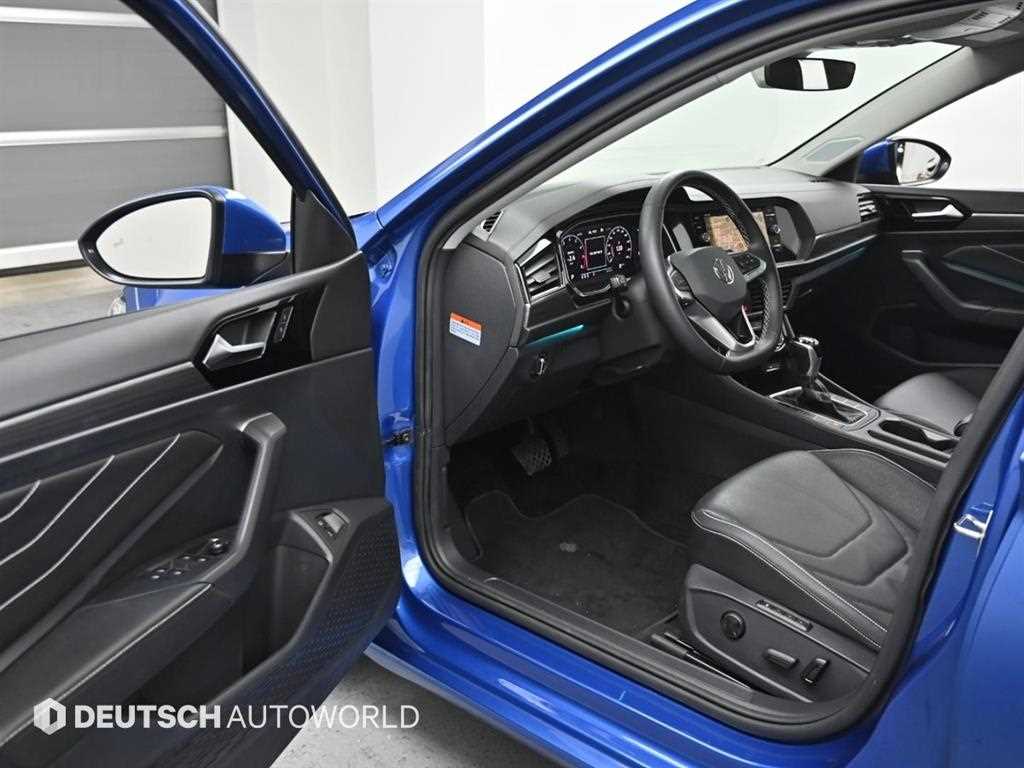 Volkswagen Jetta - Vista 11