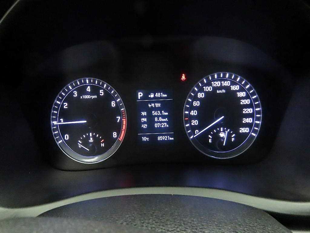 HYUNDAI Sonata - Vista 6