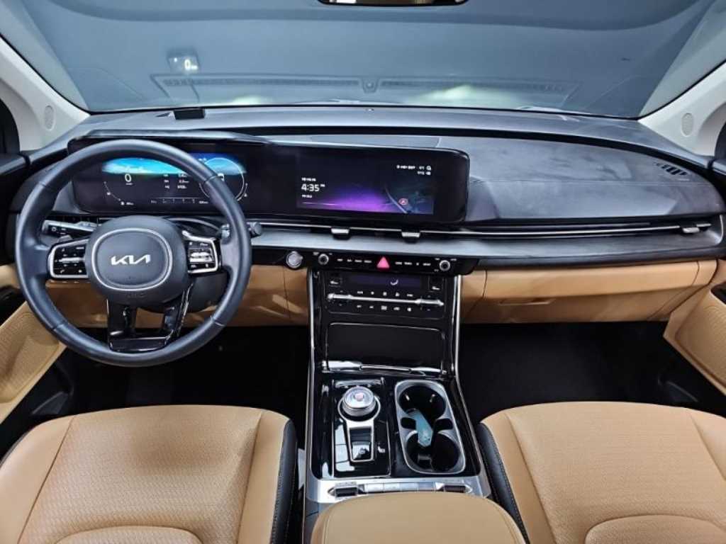 KIA Carnival - Vista 5