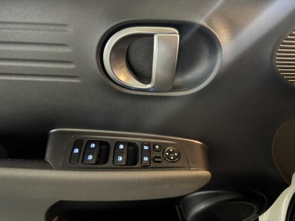 HYUNDAI Casper - Vista 11