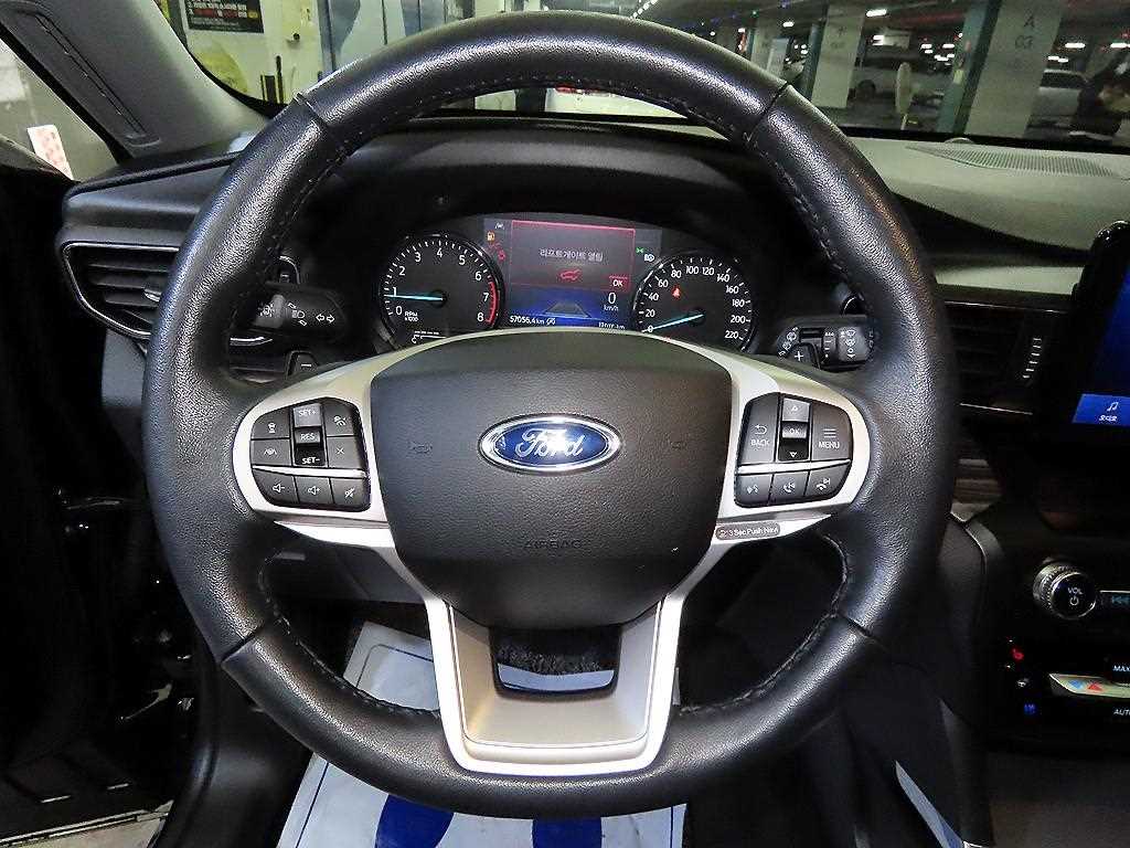 Ford Explorer - Vista 8