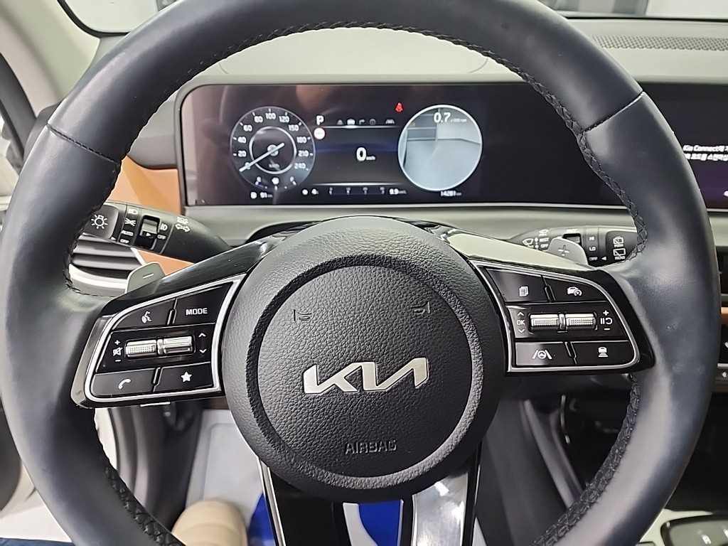 KIA Seltos - Vista 9