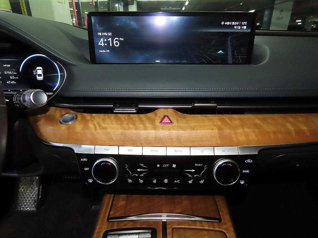 Genesis G80 - Vista 11