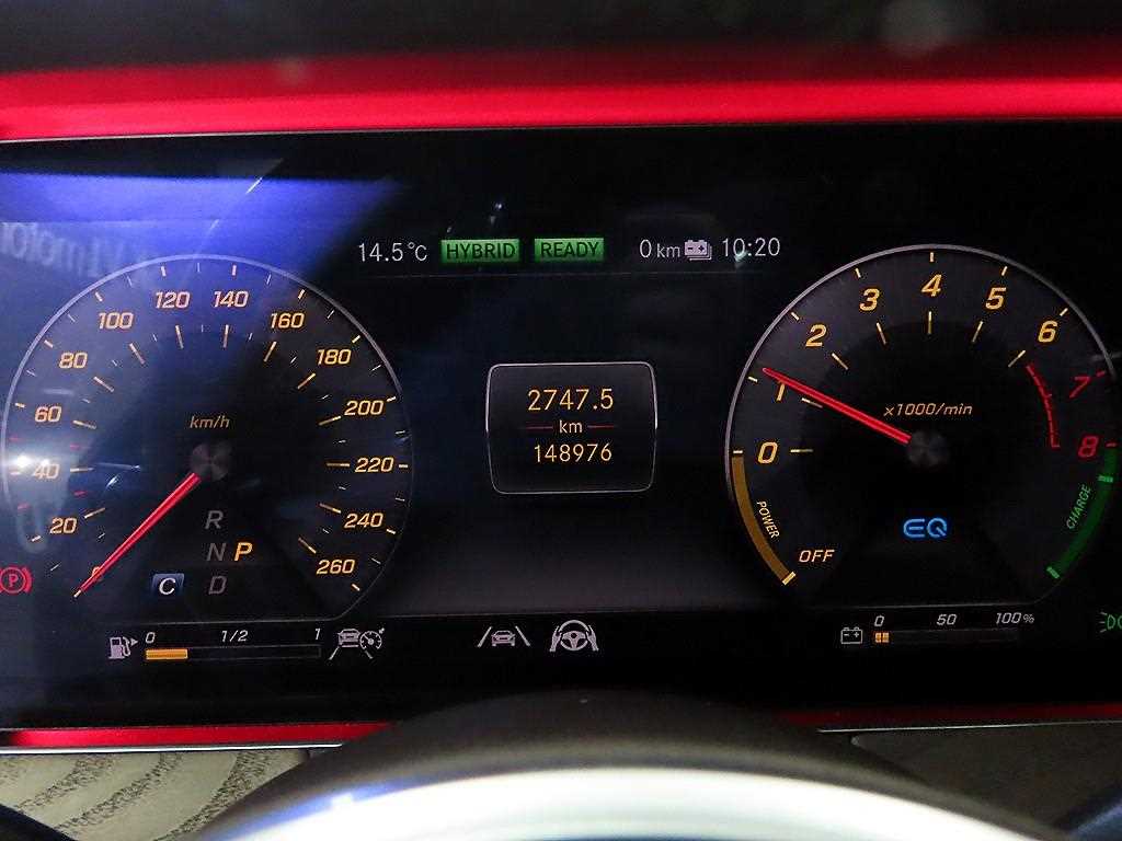 Mercedes Benz E class - Vista 9