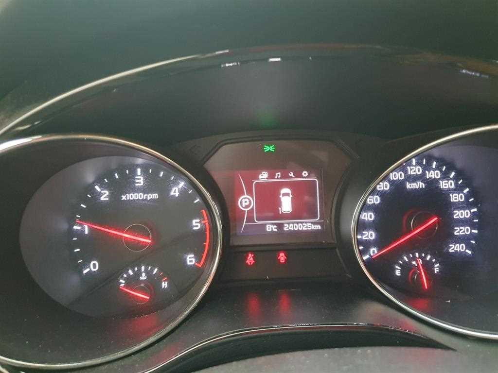 KIA Carnival 2016 Blanco - Importación desde Corea - HF Imports Iquique - Foto 14