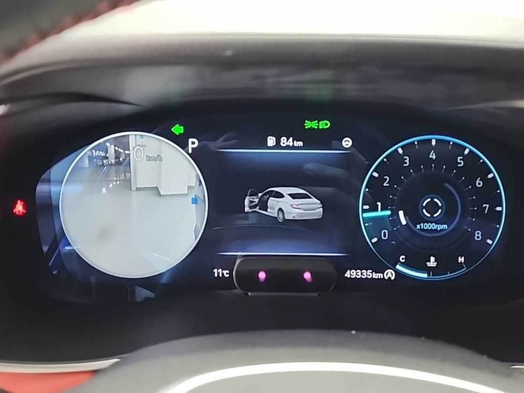 Genesis G70 - Vista 6