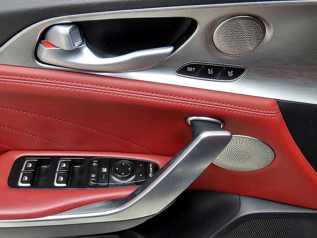 KIA Stinger - Vista 11