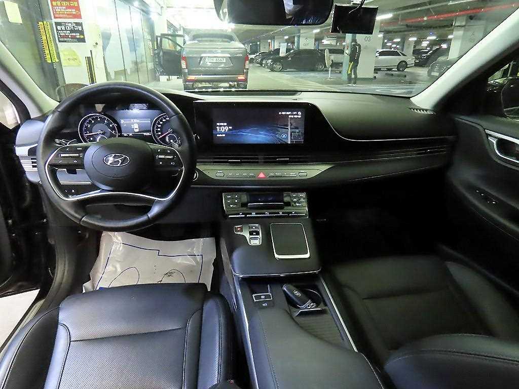 HYUNDAI Grandeur - Vista 10