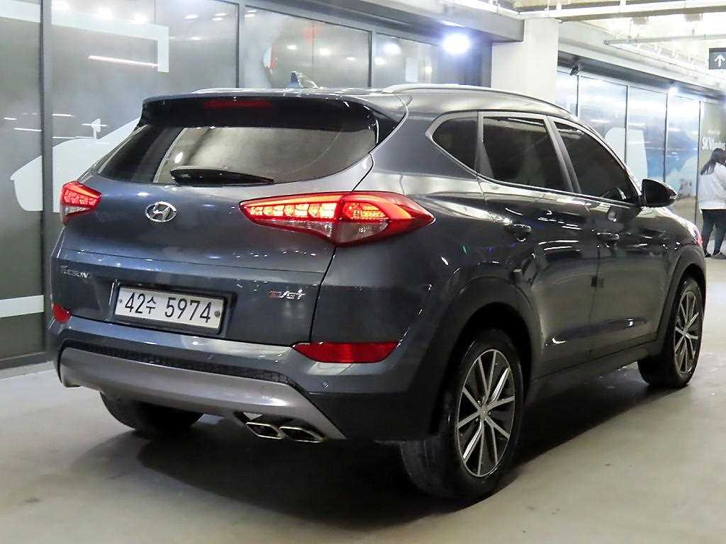 HYUNDAI Tucson - Vista 4