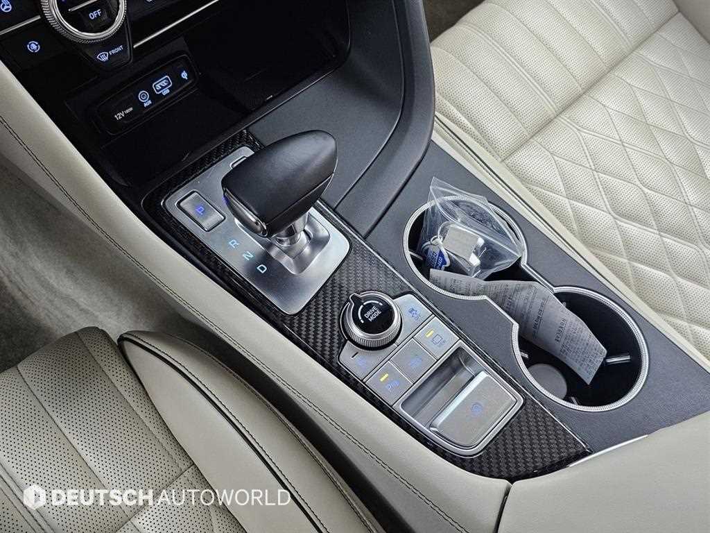 Genesis G70 - Vista 9