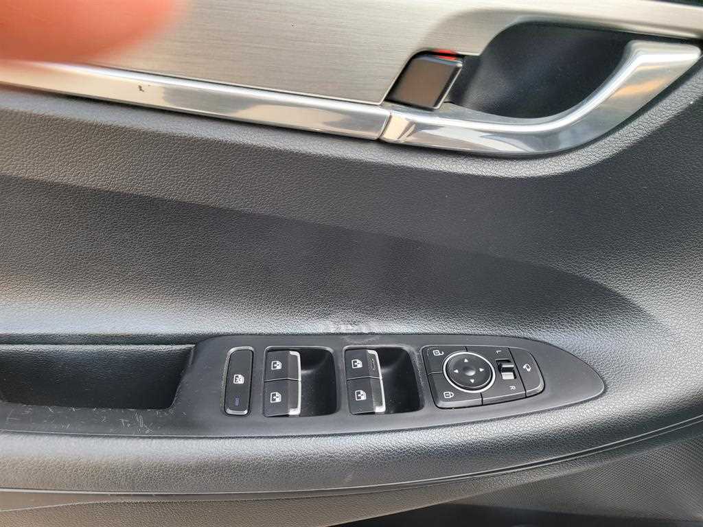 HYUNDAI Grandeur - Vista 9