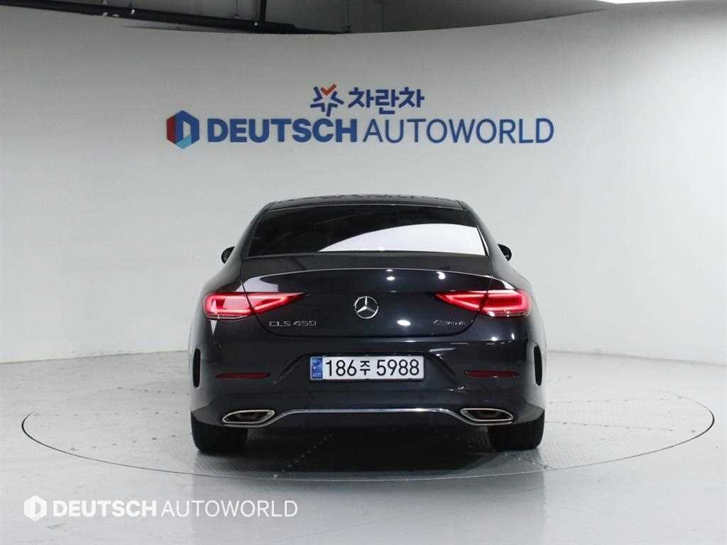 Mercedes Benz CLS Class - Vista 4