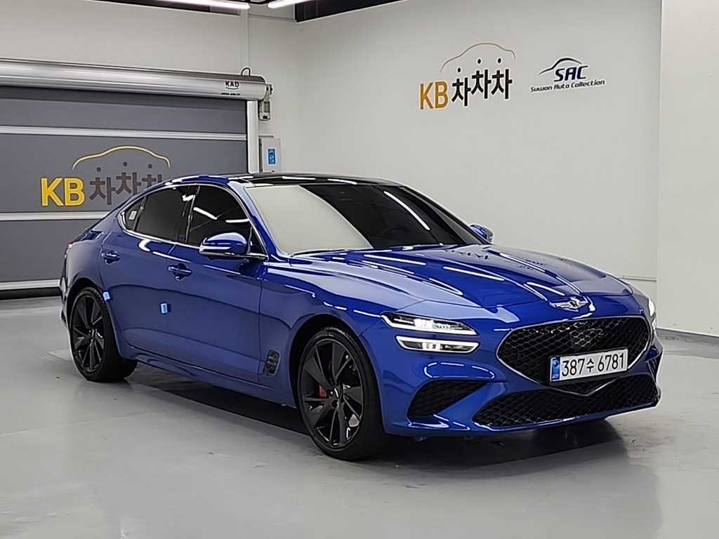 Genesis G70 - Vista 4