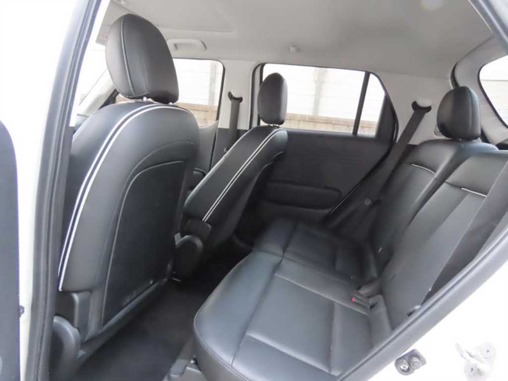 HYUNDAI Casper - Vista 8