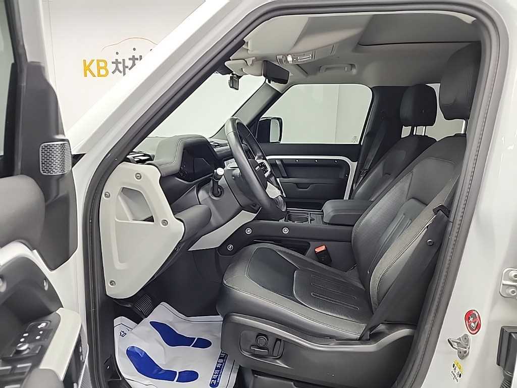 Land Rover Defender - Vista 11