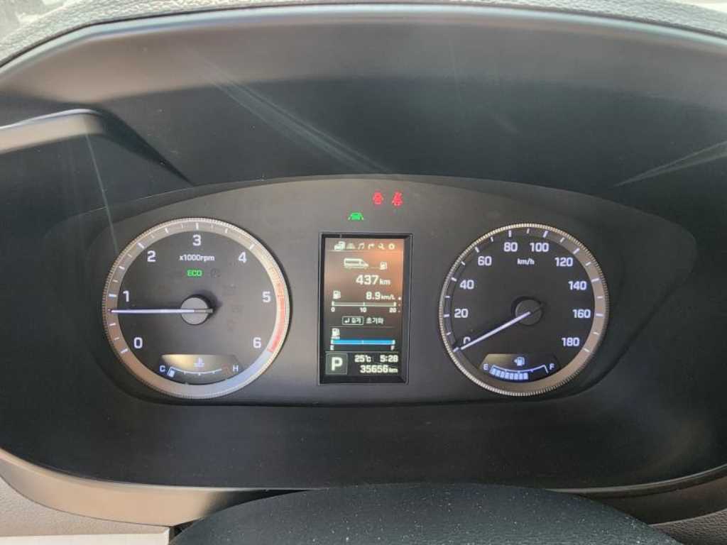 HYUNDAI Solati 2018 skyblue - Importación desde Corea - HF Imports Iquique - Foto 13