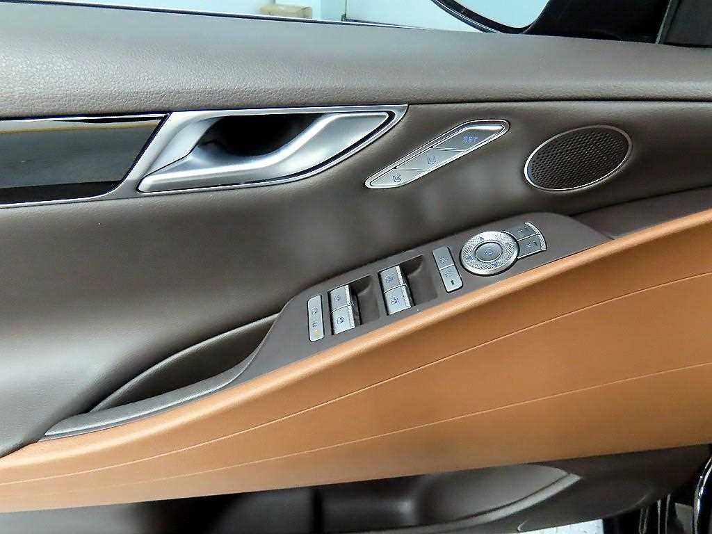 Genesis G80 - Vista 11