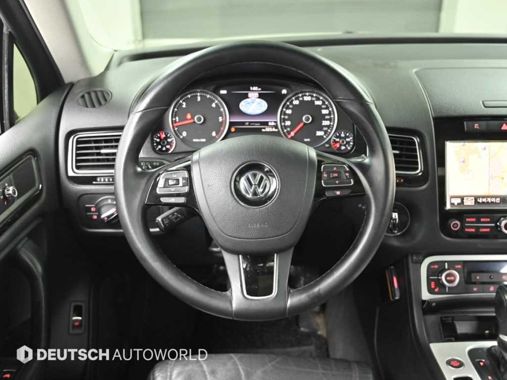 Volkswagen Touareg 2012 Blanco - Importación desde Corea - HF Imports Iquique - Foto 13