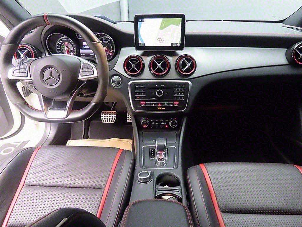 Mercedes Benz CLA Class - Vista 7