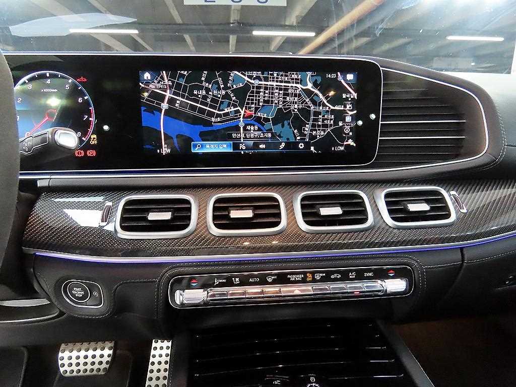 Mercedes Benz GLE Class - Vista 11