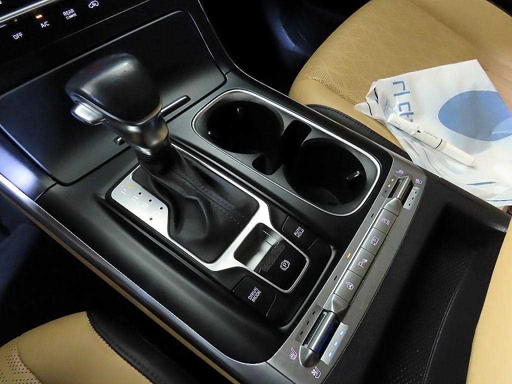 KIA Carnival 2021 Blanco - Importación desde Corea - HF Imports Iquique - Foto 13