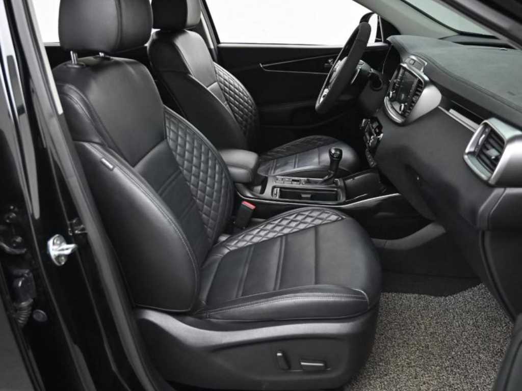 KIA Sorento - Vista 10