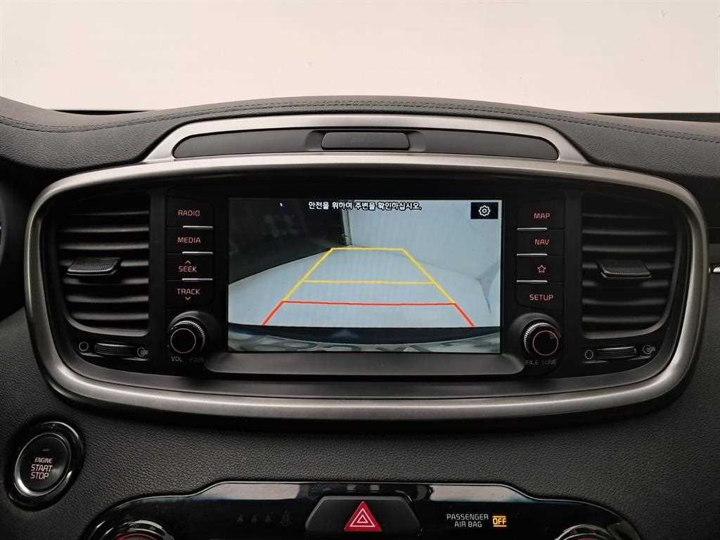 KIA Sorento - Vista 10