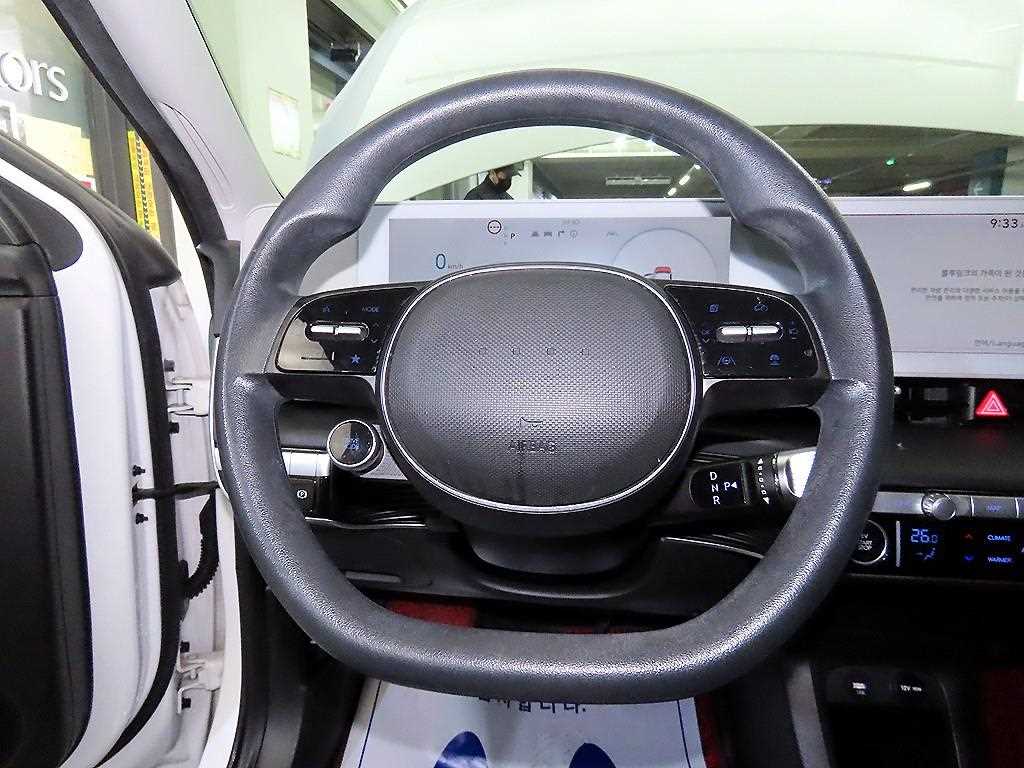 HYUNDAI Ioniq 5 - Vista 8