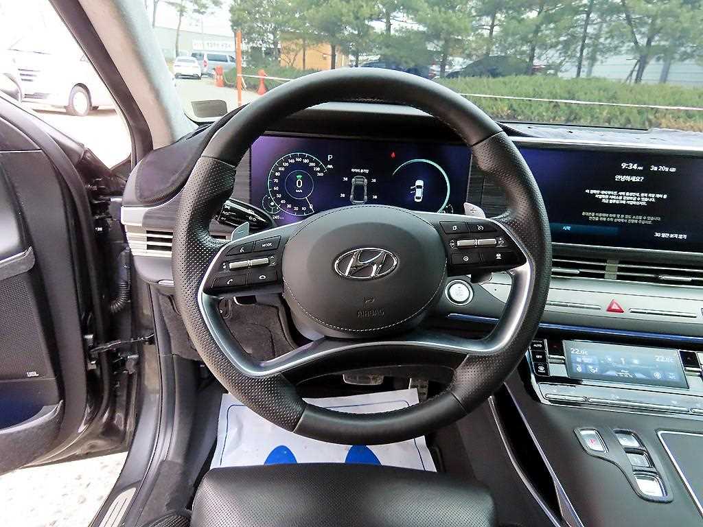 HYUNDAI Grandeur - Vista 8