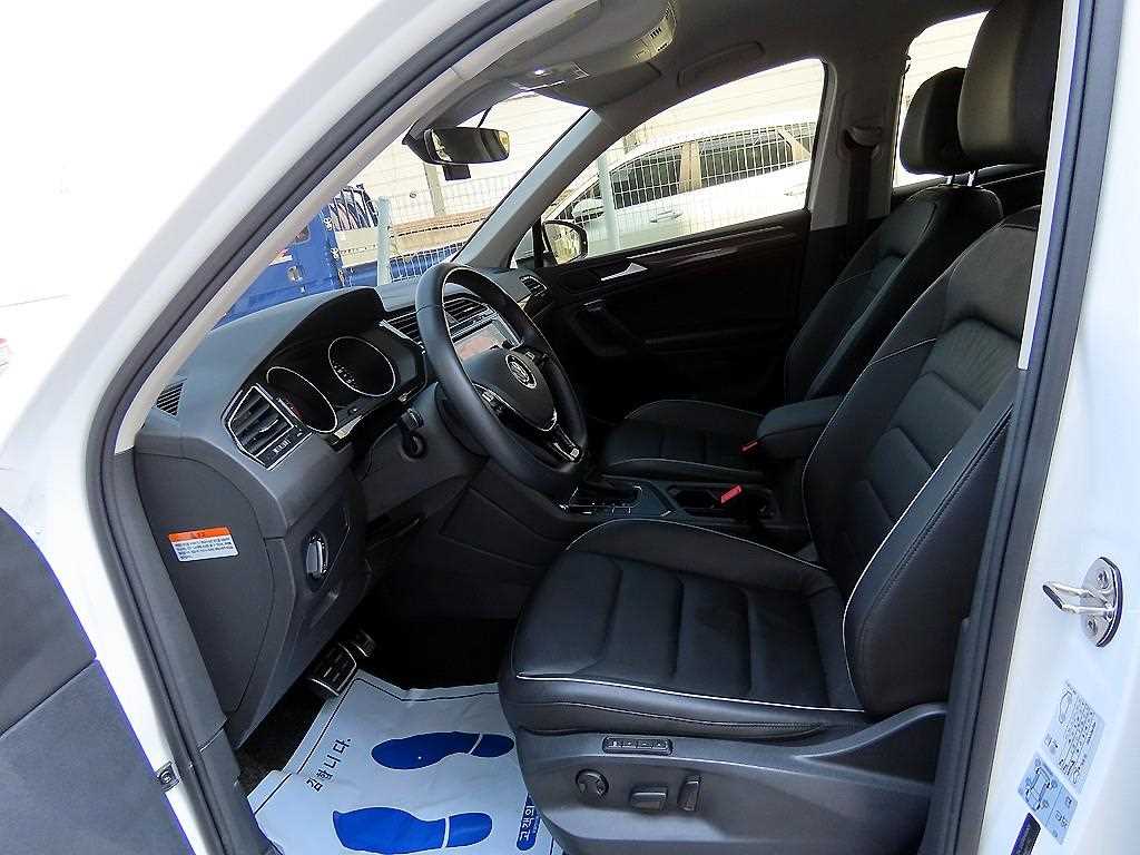 Volkswagen Tiguan - Vista 5