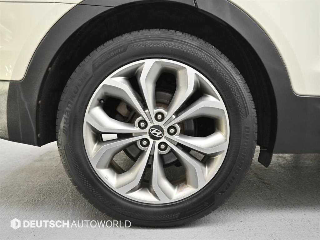 HYUNDAI Santa Fe - Vista 5