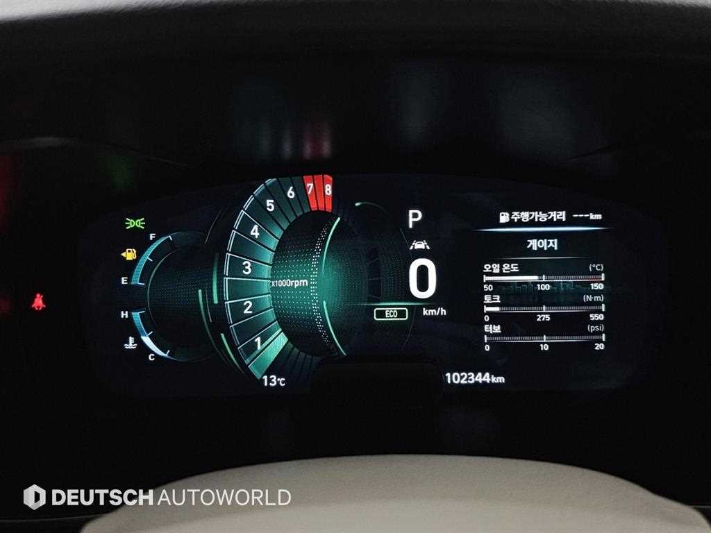 Genesis G70 - Vista 8