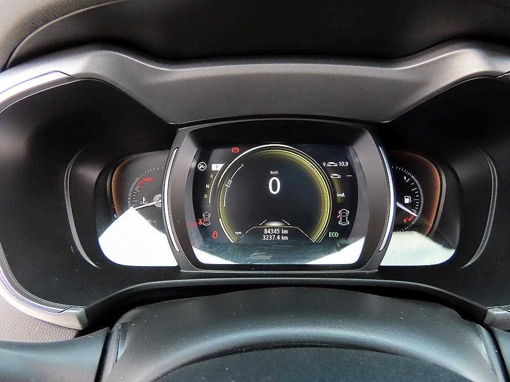 SAMSUNG QM6 - Vista 9