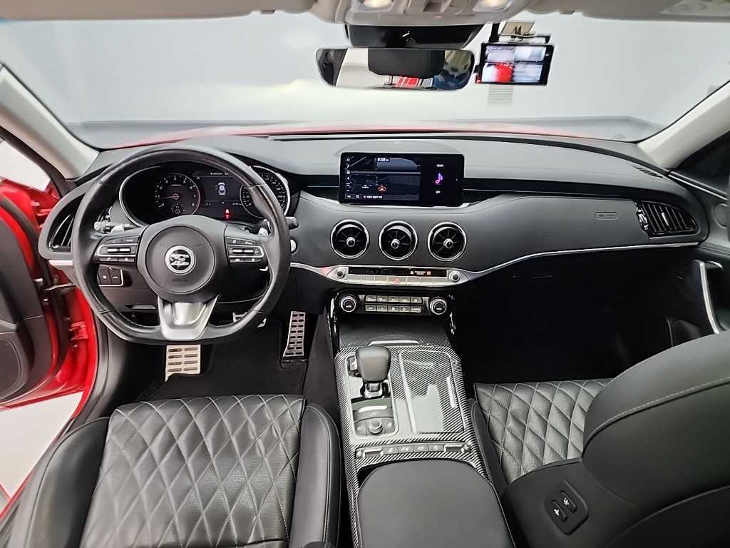 KIA Stinger - Vista 7