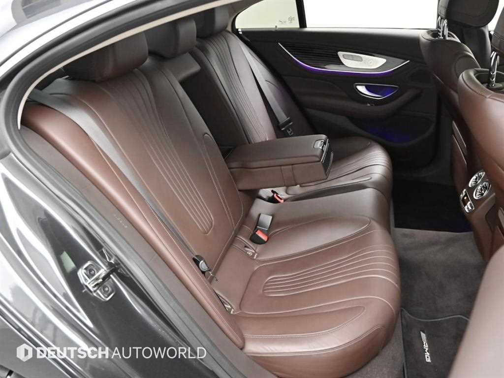 Mercedes Benz CLS Class - Vista 12