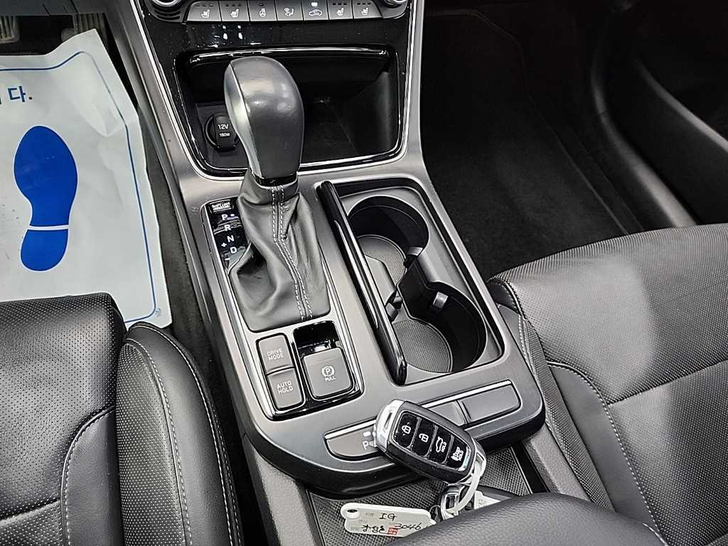 HYUNDAI Grandeur - Vista 8