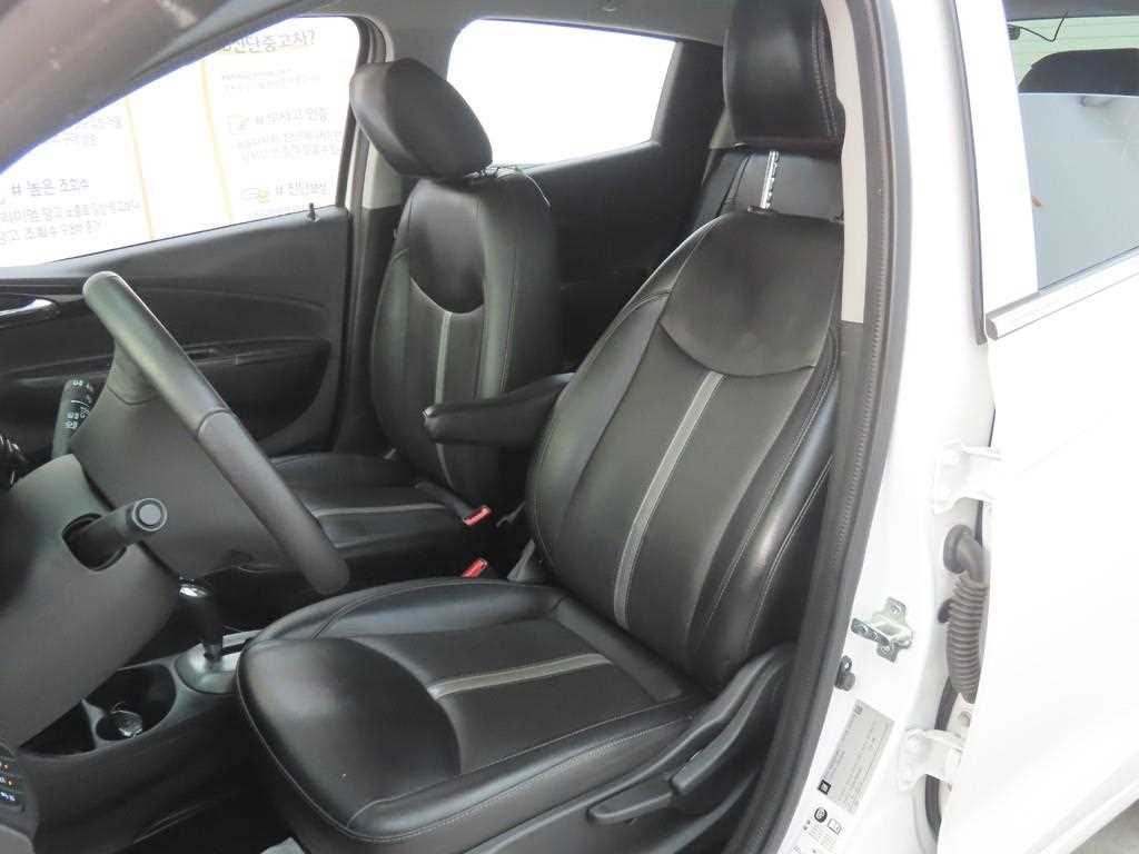 Chevrolet Spark - Vista 5