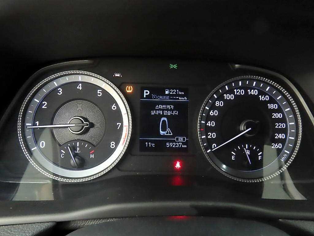 HYUNDAI Sonata - Vista 8