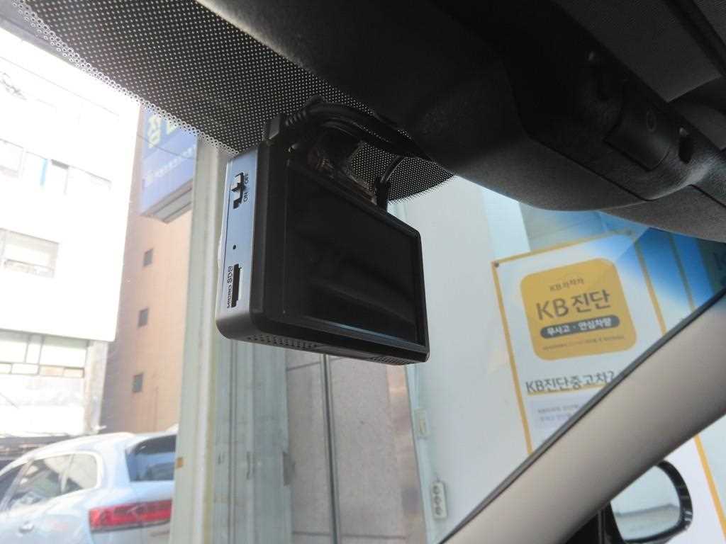 HYUNDAI Grandeur - Vista 12