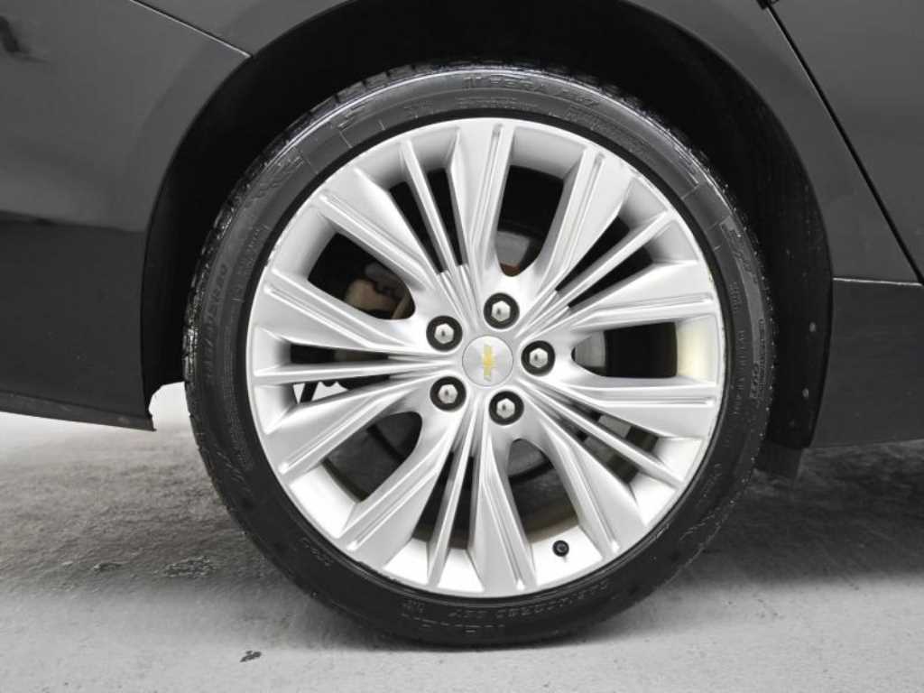 Chevrolet Impala - Vista 5