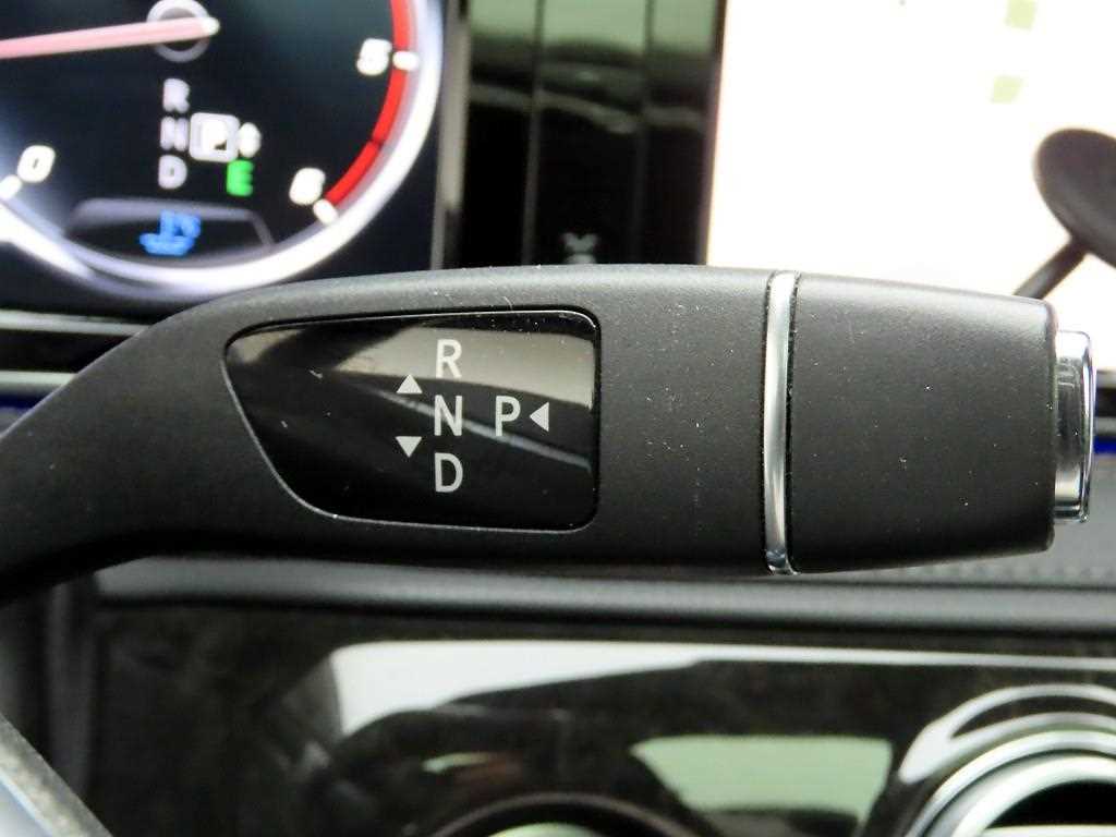 Mercedes Benz S Class - Vista 10