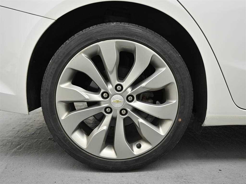 Chevrolet Malibu - Vista 5