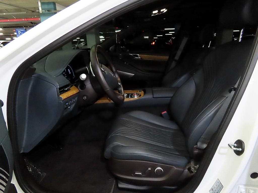 Genesis G80 - Vista 6