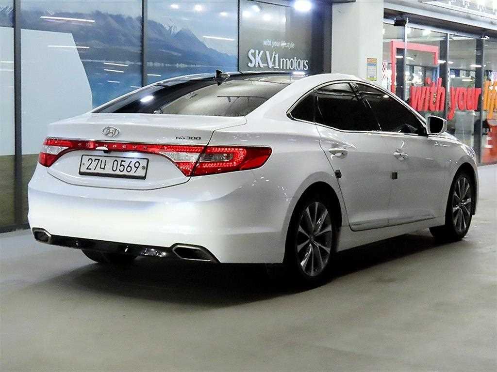 HYUNDAI Grandeur - Vista 4