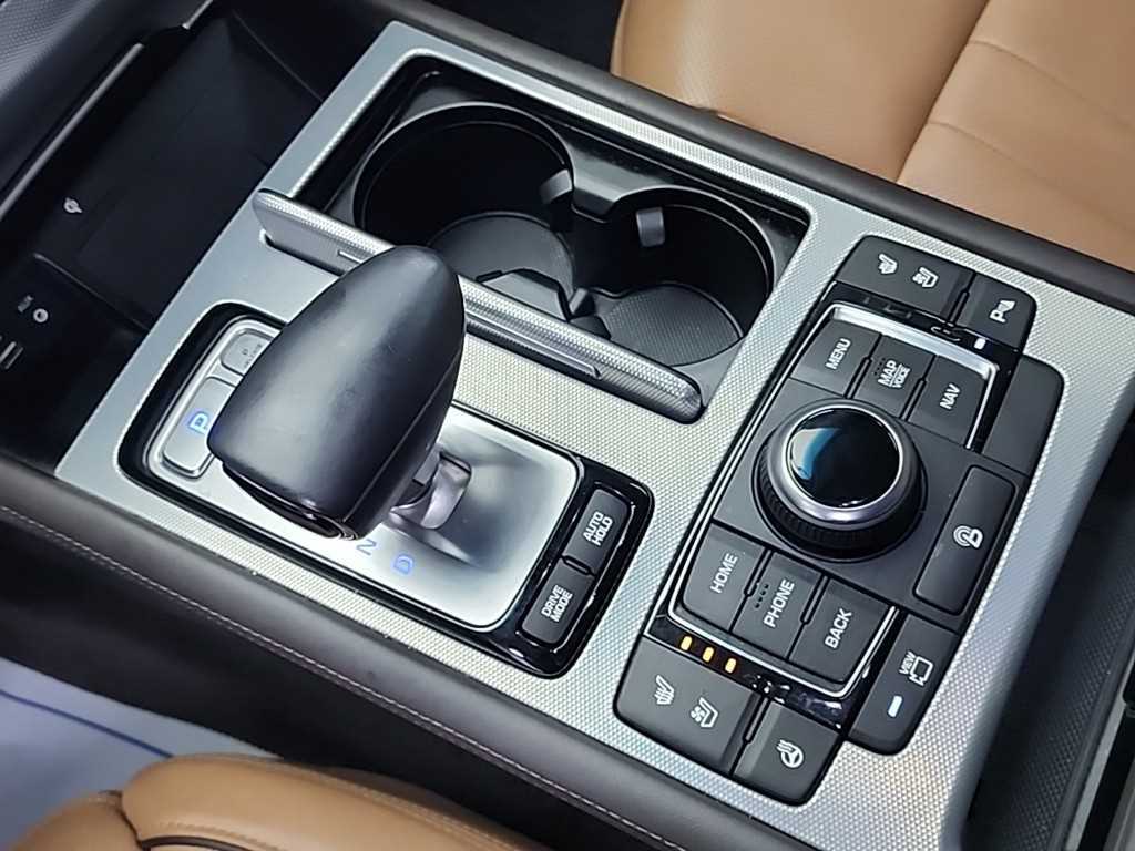 Genesis G80 - Vista 8