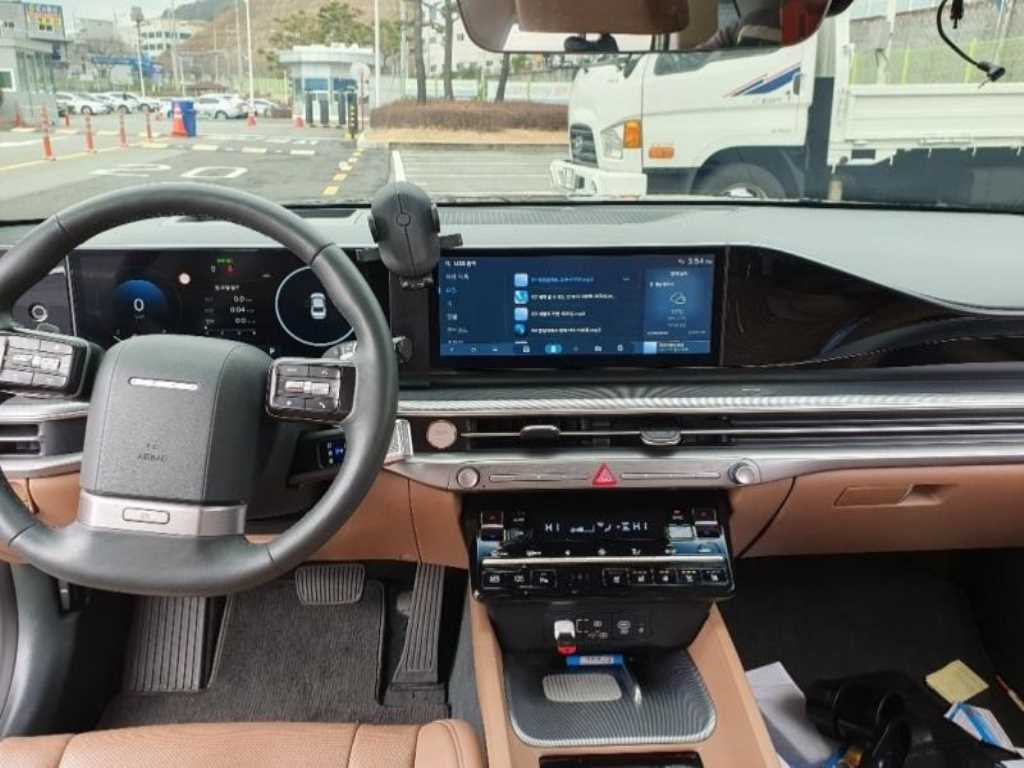 HYUNDAI Grandeur - Vista 4