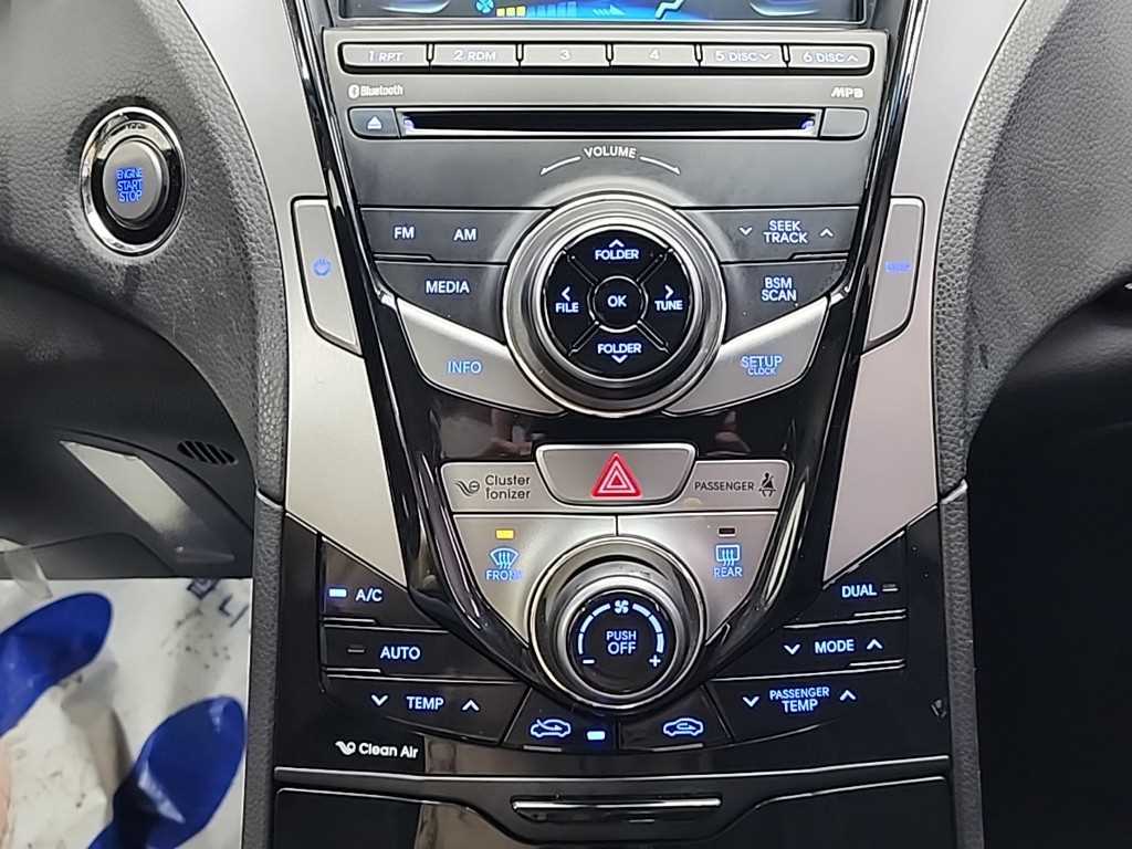 HYUNDAI Grandeur - Vista 10