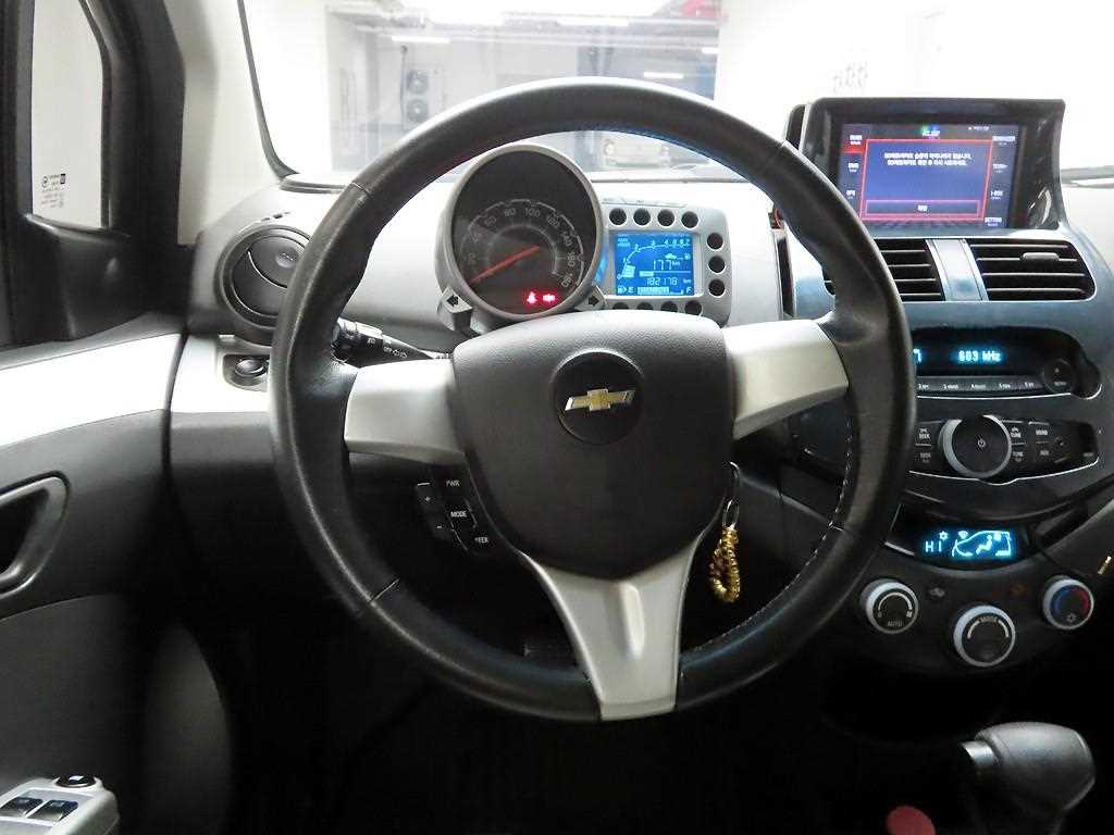 Chevrolet Spark - Vista 7