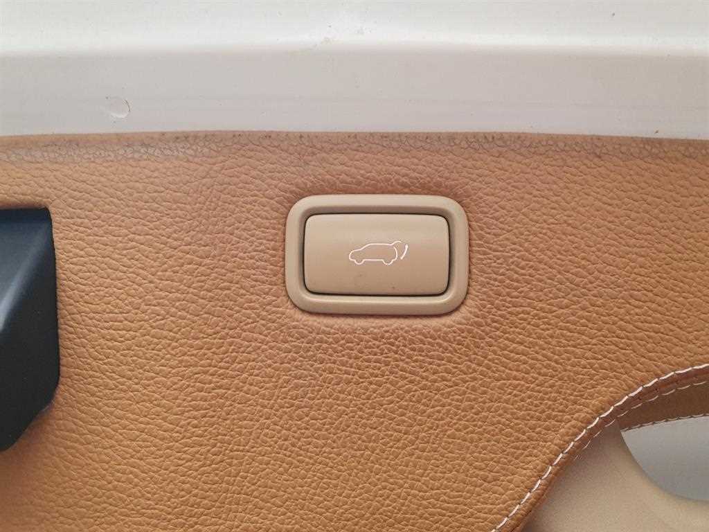 KIA Carnival 2016 Blanco - Importación desde Corea - HF Imports Iquique - Foto 13